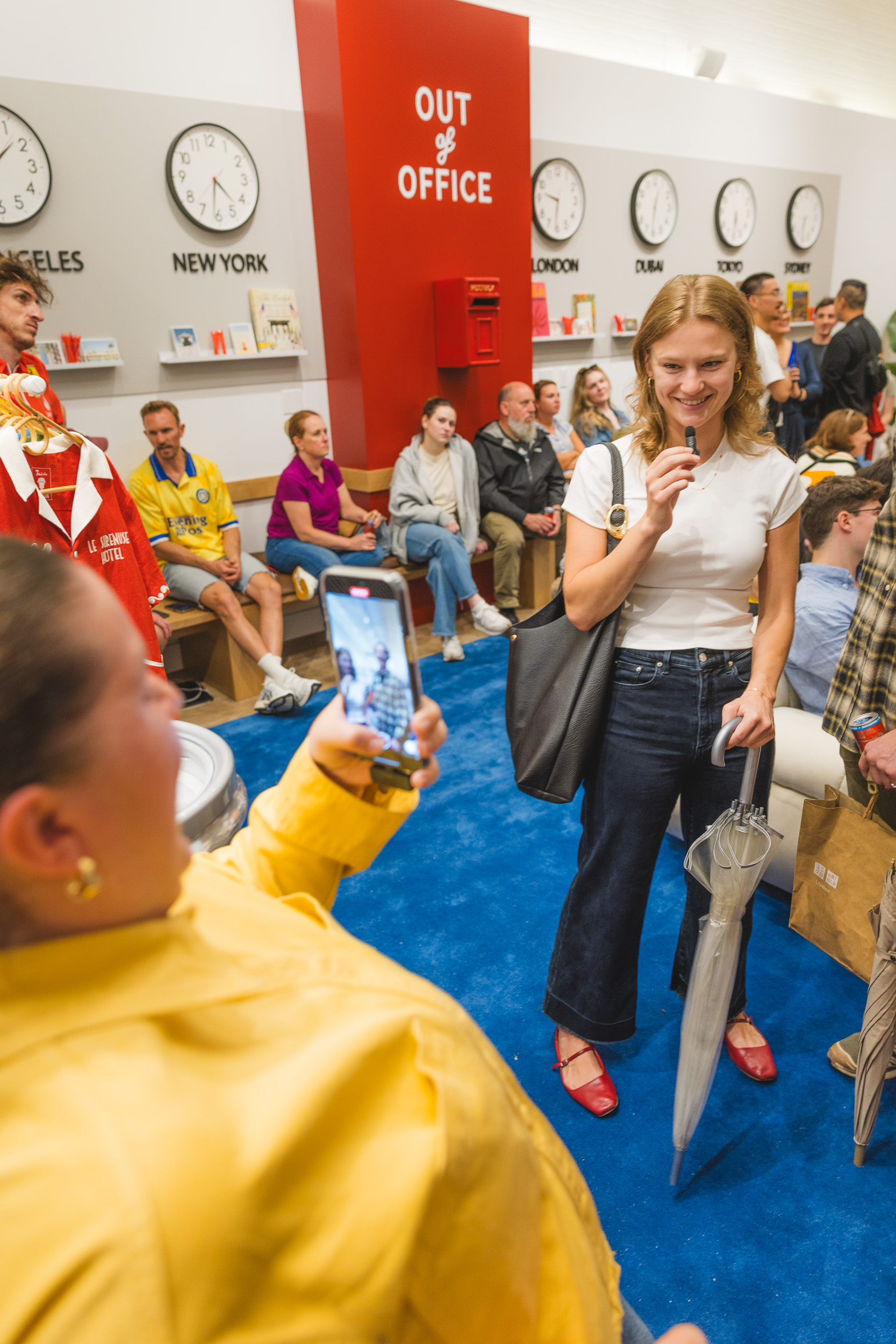 Out of Office — world clocks wall, Fora event